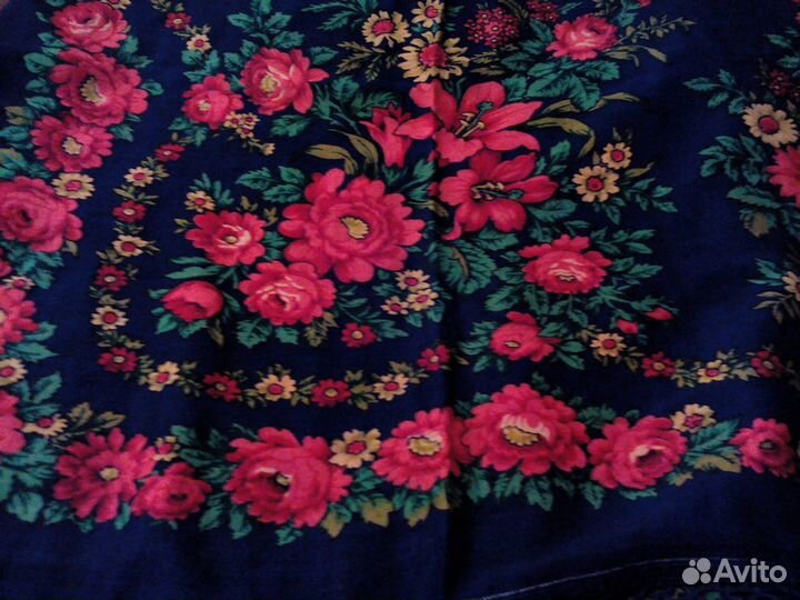 Платок шерстяной