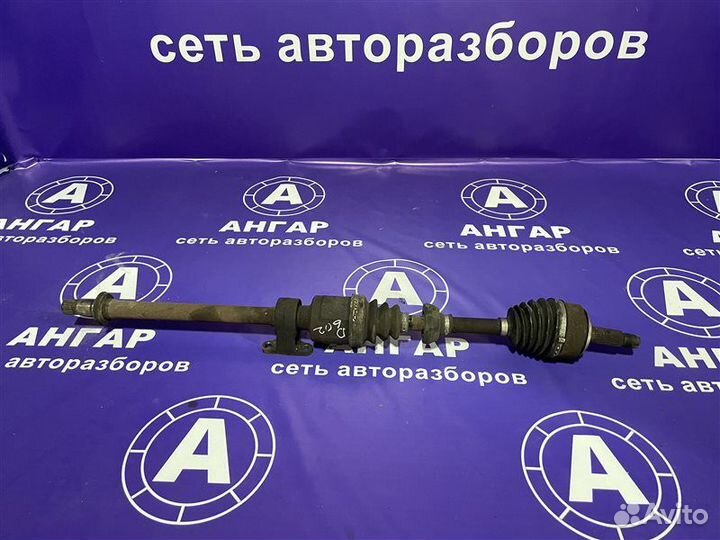 Передний правый привод правый Honda Accord 7 CL9