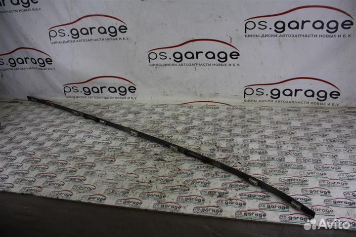 Молдинг крыши правый Renault Scenic 2003-2009