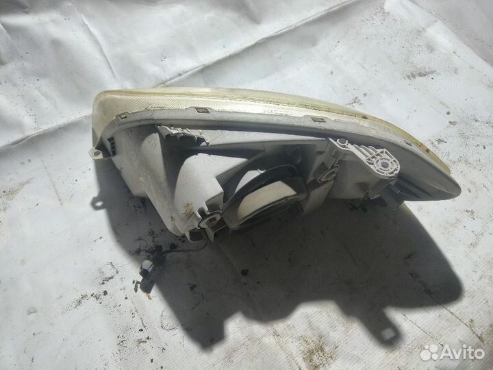 Фара правая Chevrolet Aveo T255