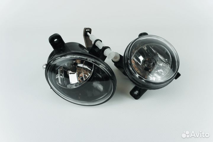 Противотуманная фара птф Audi A4 B8