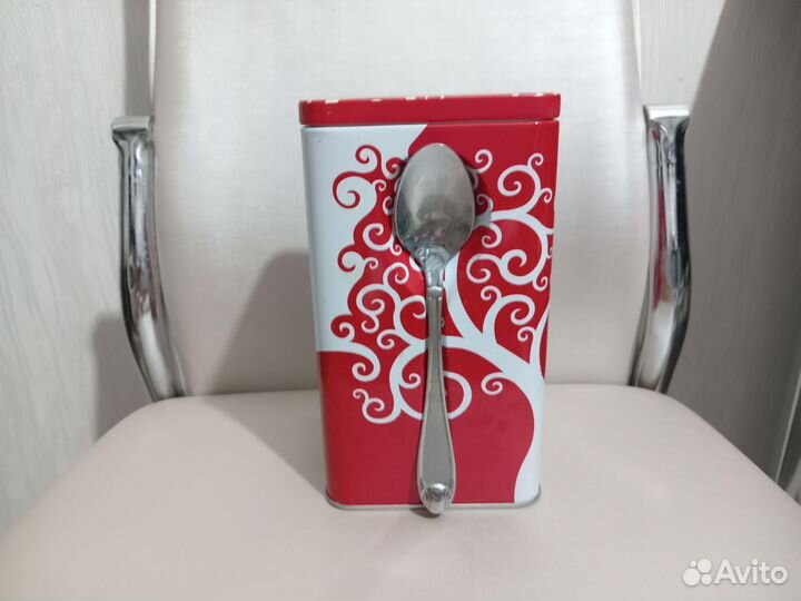 Набор Нескафе (чашки сахарница ложка коробочка)