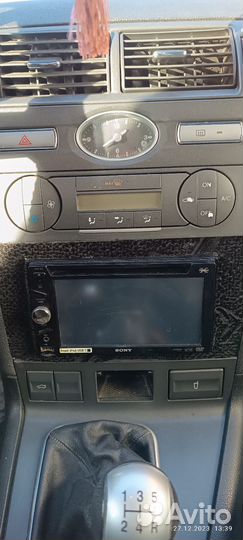 Магнитола sony