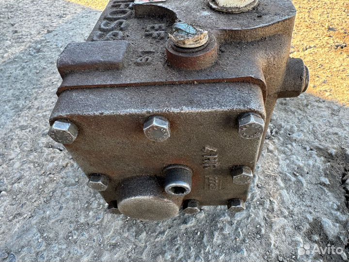 Усилитель потока