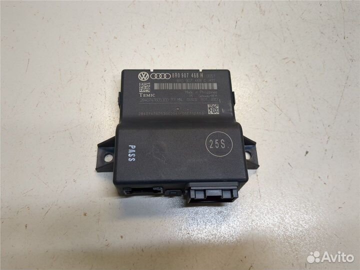 Блок управления интерфейсом Audi Q5, 2012