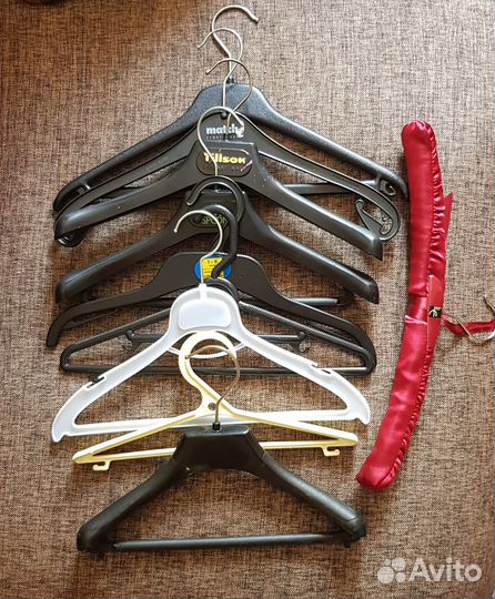 Вешалки плечики детские 15 шт. и одна мягкая