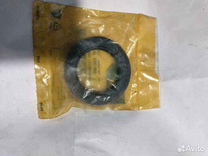 Cat caterpillar 0961533