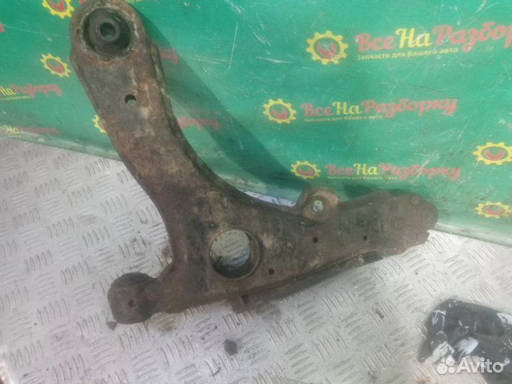 Рычаг передний нижний левый Volkswagen Golf 3