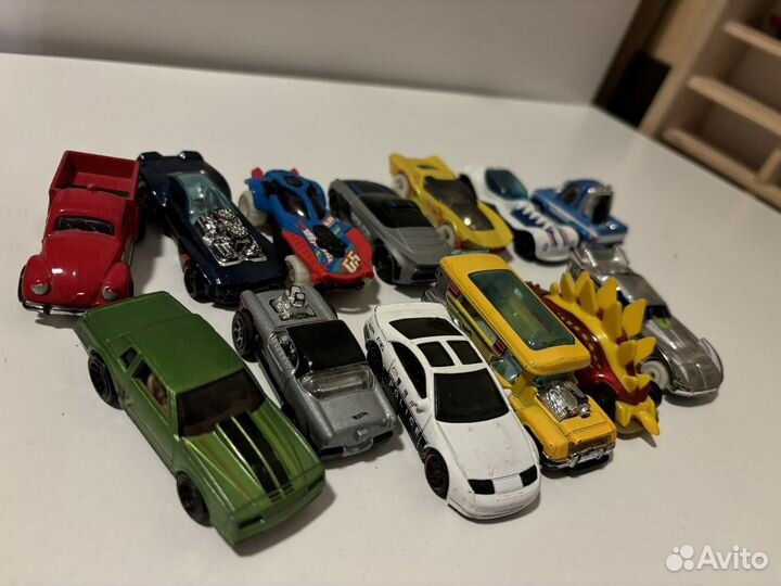 Трек пропывной баланс Hot Wheels+подарок машинки