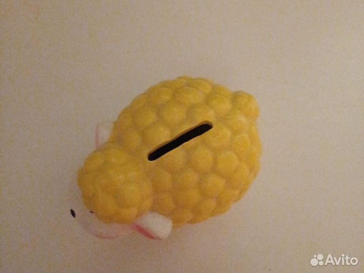 Копилка для денег в форме барашка