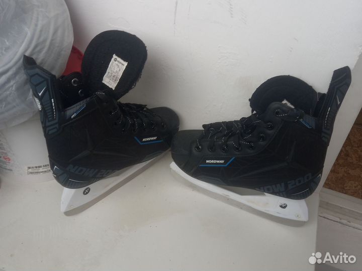 Коньки хоккейные 37 размер