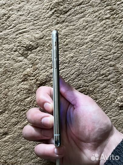 iPhone X, 64 ГБ