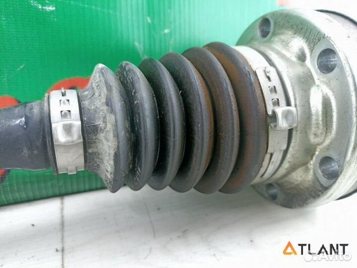 Привод передний правый audi Q3