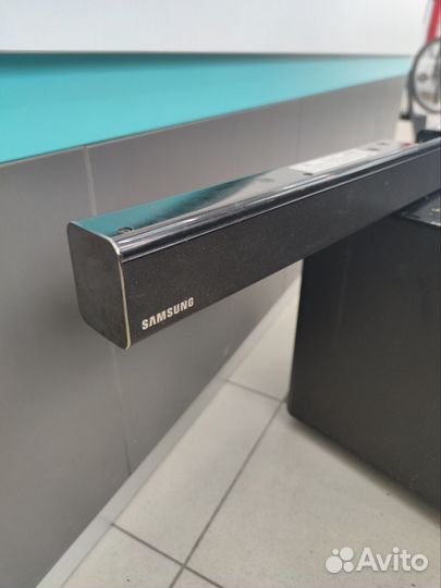 Саундбар Samsung HW-H550