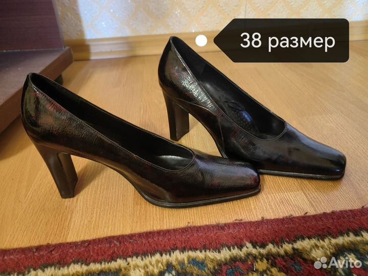 Женская обувь босоножки туфли 38 размер