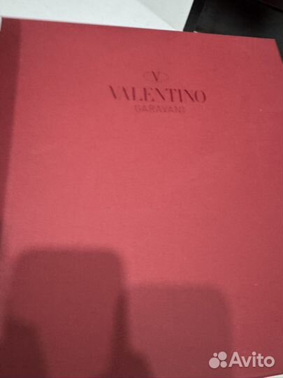 Коробка louis vuitton valentino