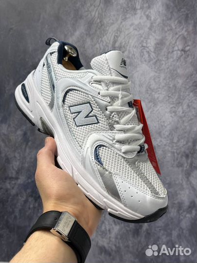 Кроссовки. NEW balance 530