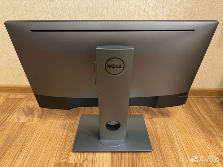 Монитор Dell UltraSharp u2718q 27