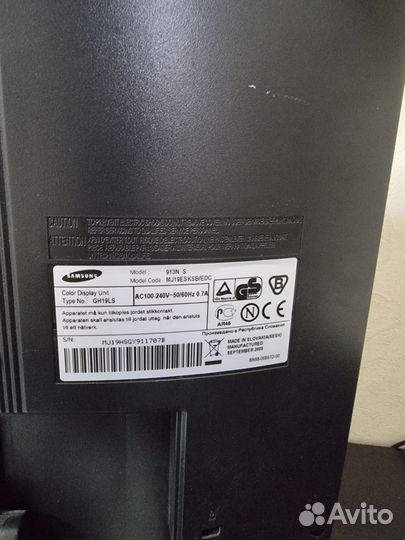 Монитор Samsung