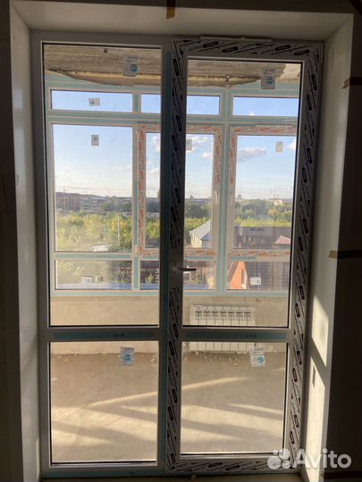 Оконный блок с дверью бу