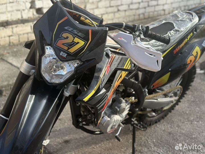 Мотоцикл BSE Z5