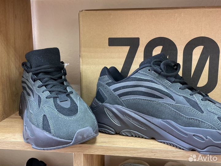 Кроссовки мужские Adidas yeezy boost 700