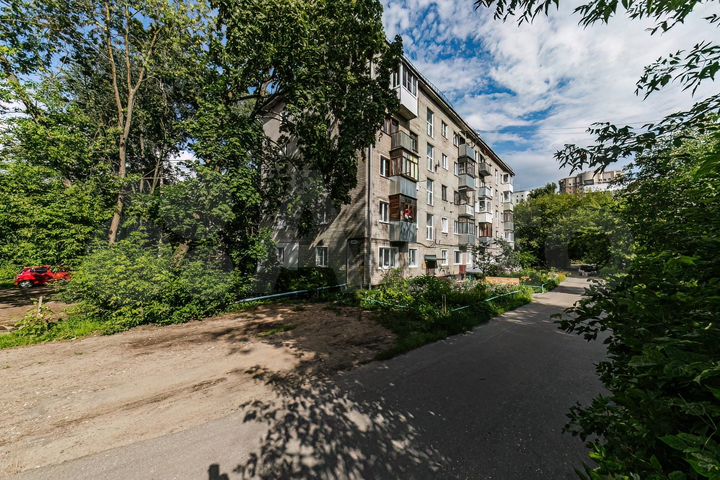 2-к. квартира, 43 м², 3/5 эт.