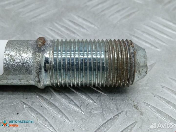 Крюк буксировочный Toyota RAV4 3 (XA30) 2008