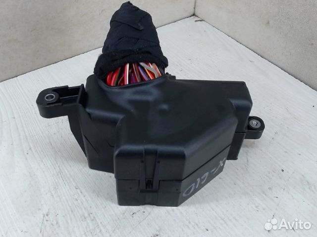 Блок предохранителей, Volkswagen, Passat B7