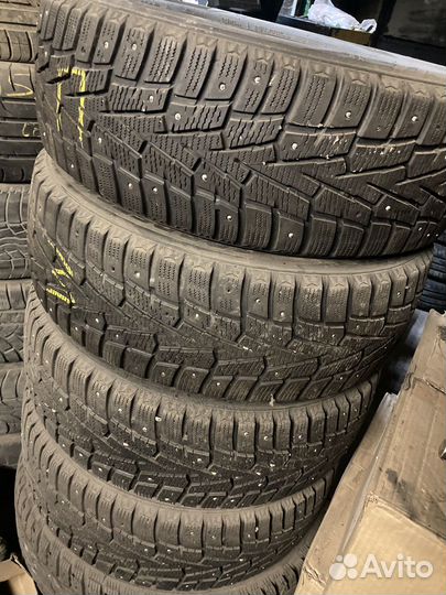 Roadstone Winguard Ice 205/55 R16