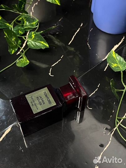 TOM fordjasmine rouge