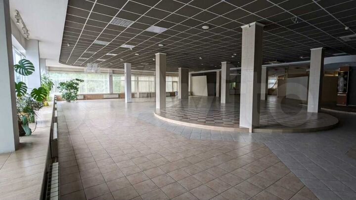 Сдам торговое помещение, 90 м²