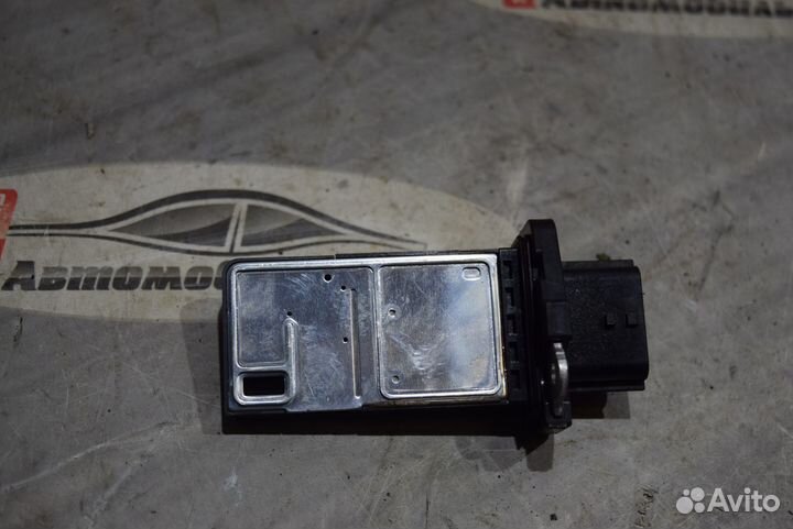 Датчик расхода воздуха c Nissan Bluebird Sylphy KG