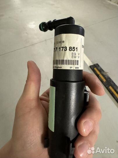 Форсунка омывателя фары левая BMW X5 Е70