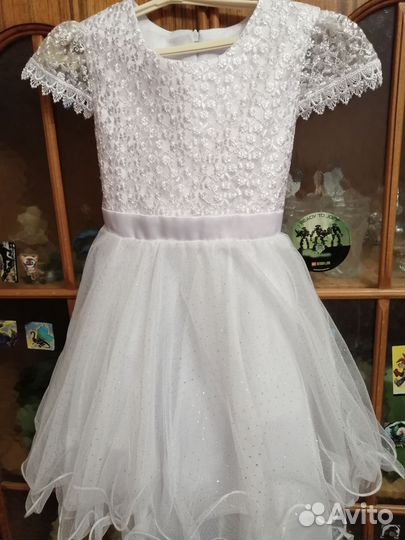 Платье для девочки праздничное