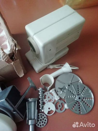 Электро-Мясорубка, соковыжималка, овощерезка СССР