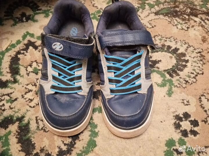 Кроссовки детские