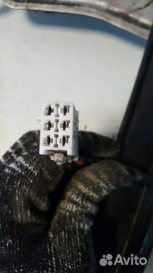 Стеклоподъемник электрический передний правый