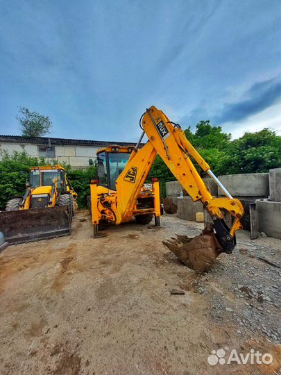 Машинист экскаватора погрузчика jcb 3сх