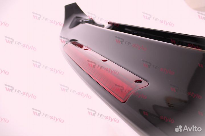 Спойлер Наверх Toyota Land Cruiser 100 Ст 98-04г