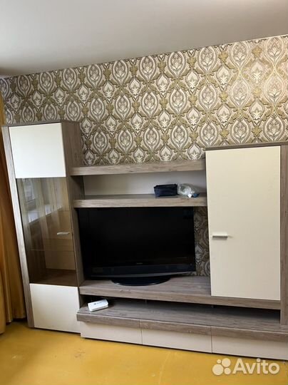 Стенка в гостиную