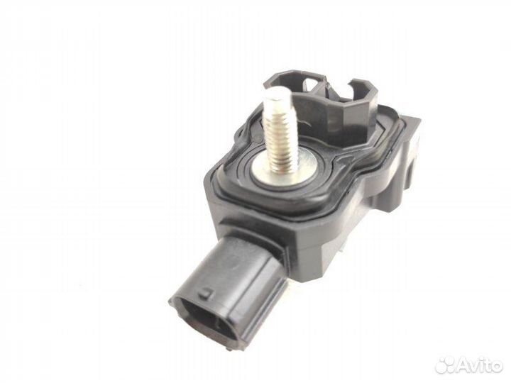 Датчик удара передний левый Lexus Rx450H GYL25