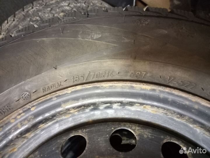 Viatti Brina Nordico V-522 185/70 R14