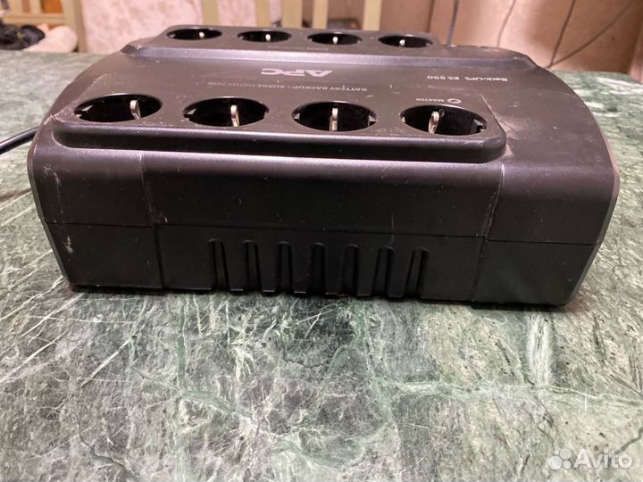 Ибп APC Back-UPS ES 550