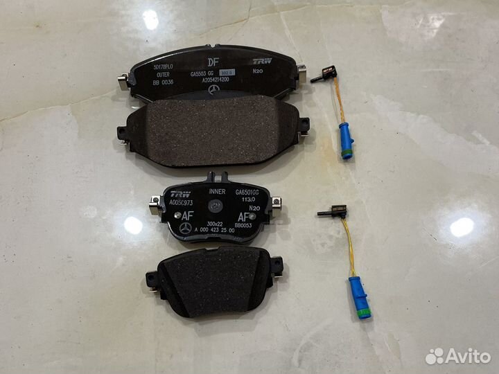 Тормозные колодки mercedes w213 2 L