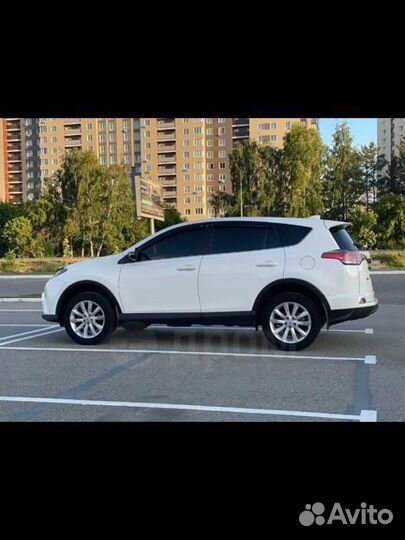 Автомобиль с водителем