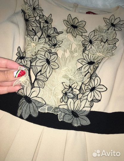 Платье Max Mara studio 42, см замеры, нюдовое