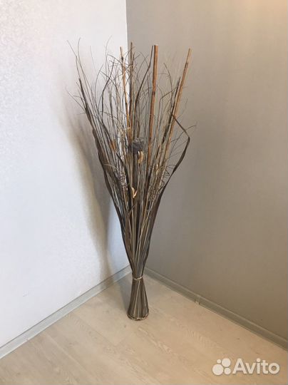 Декоративный куст сухостой