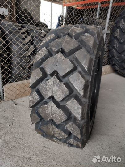 Шины 10 16.5 для бобкэт
