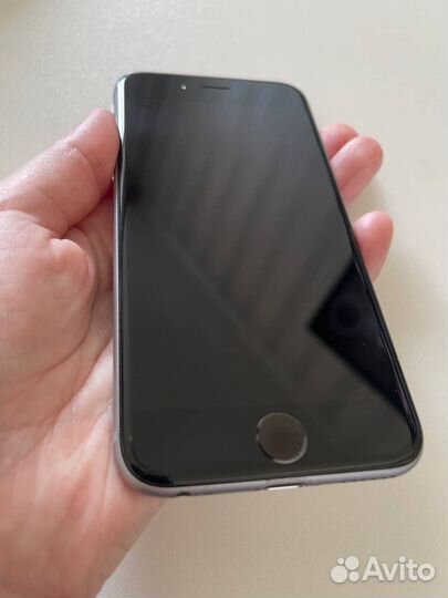 iPhone 6S, 64 ГБ